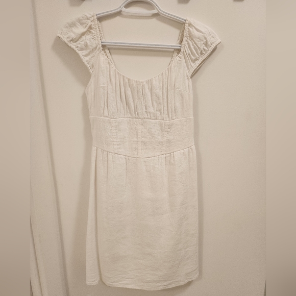 Small white mini Hollister dress